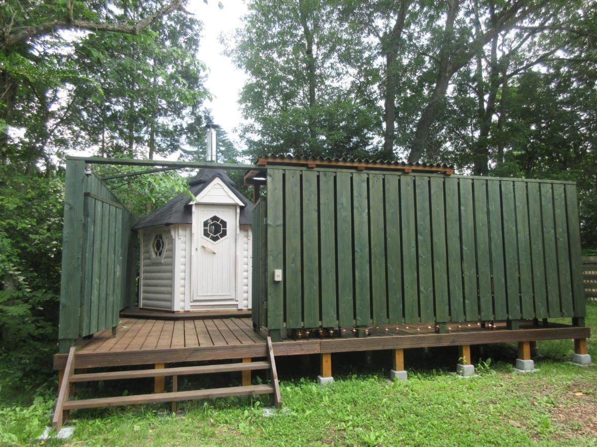 Trailer House Hotel Jennie Miyota Exterior foto