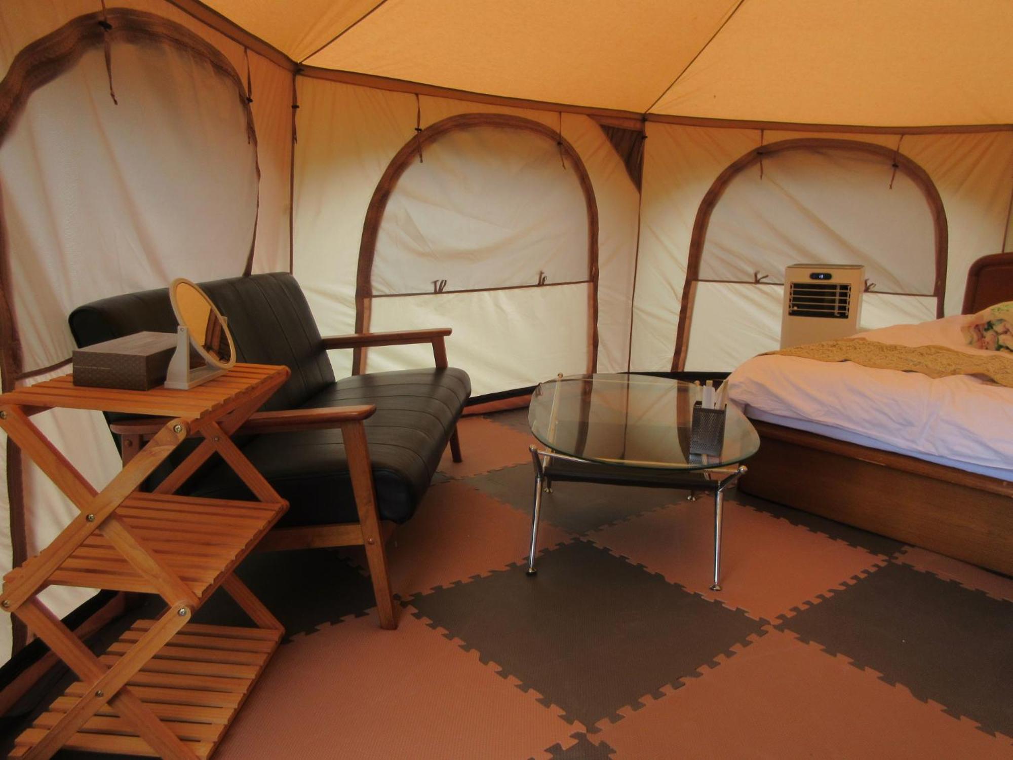 Trailer House Hotel Jennie Miyota Exterior foto